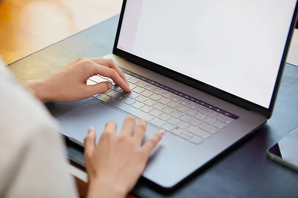 高中男生留长发多久