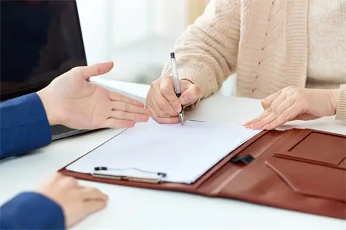 不认识的含义女生